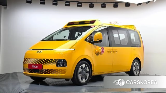 Hyundai Staria 2022 Желтый из Кореи