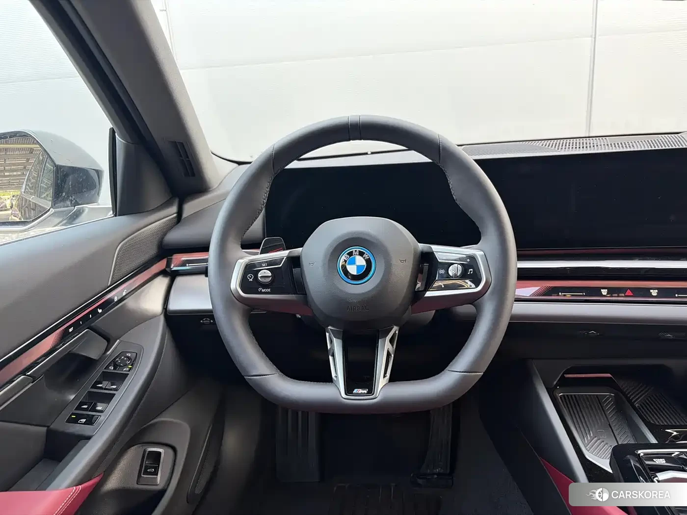 BMW i5 2025 Черный из Китая