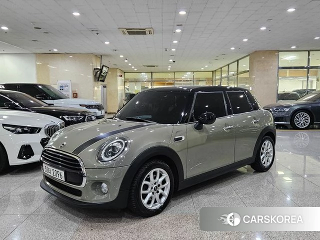 Mini Cooper 2019 Цвет тростника из Кореи