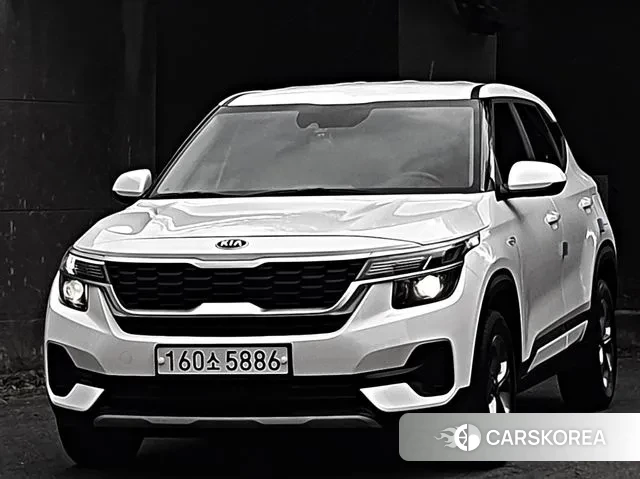 Kia Seltos 2021 Белый из Кореи