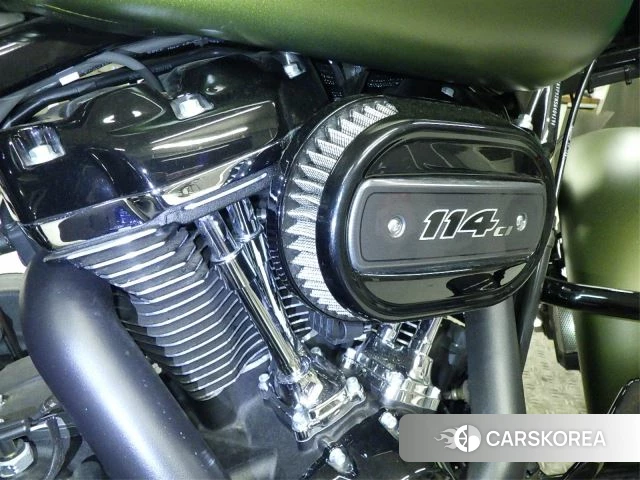 Engine photo