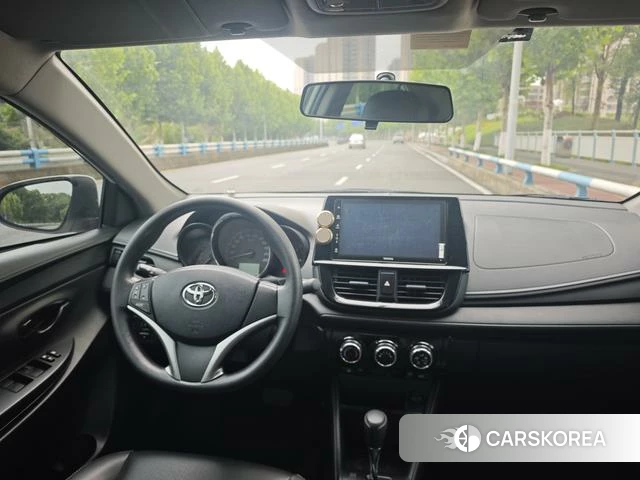 Toyota Vios 2021 Белый из Китая