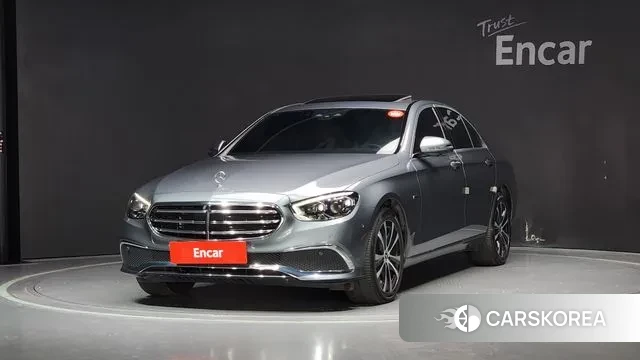 Mercedes-Benz E-Class W213 2020 Серый из Кореи