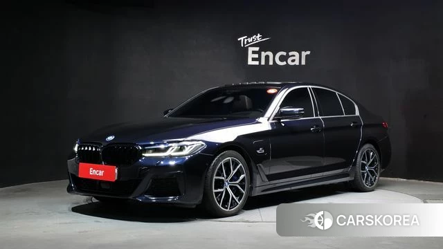 BMW 5 Series (G30) 2023 Черный из Кореи