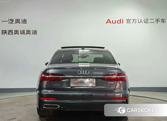 Audi A6L 2021 Черный из Китая