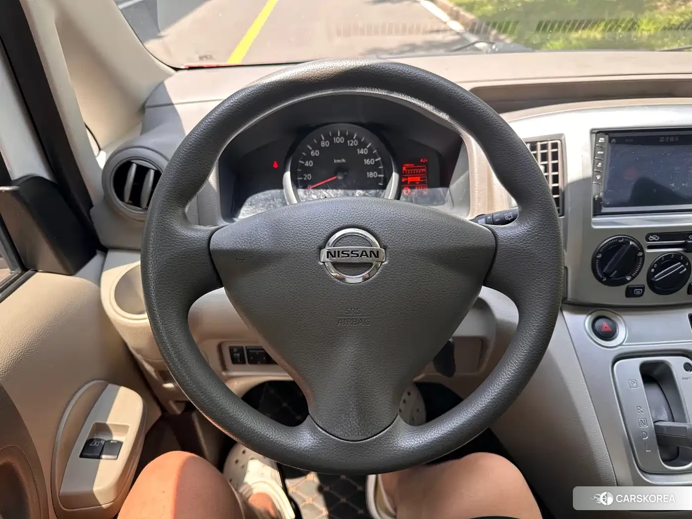Nissan NV200 2018 Белый из Китая