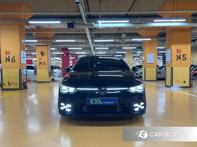 Volkswagen Golf 8th Generation 2024 Черный из Кореи