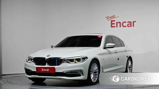 BMW 5 Series (G30) 2018 Белый из Кореи