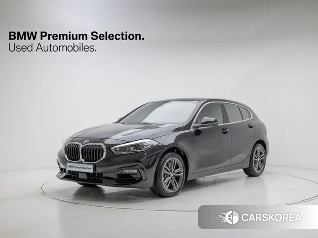 BMW 1 Series (F40) 2023 Черный из Кореи