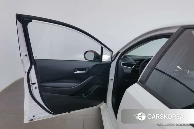Toyota Corolla 2022 Белый из Китая