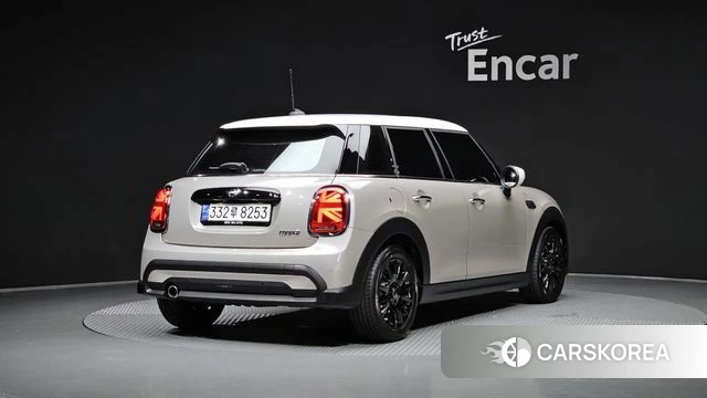 Купить Mini Cooper из Южной Кореи