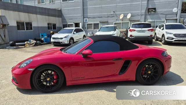 Porsche 718 Boxster 2022 Красный из Кореи