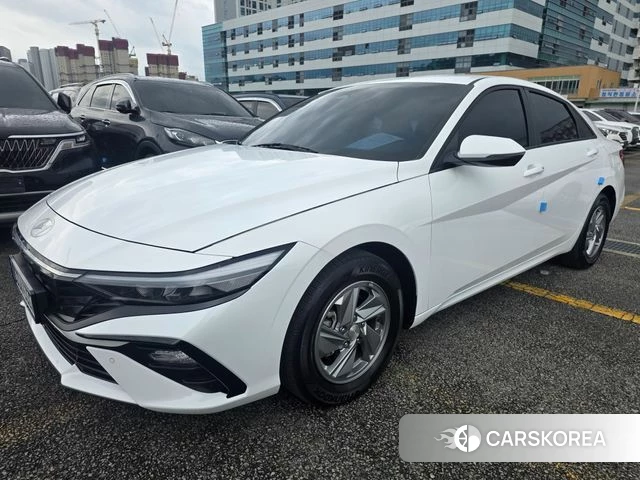 Hyundai The New Avante (CN7) 2023 Белый из Кореи