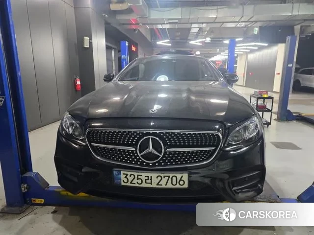 Mercedes-Benz E-Class W213 2018 Черный из Кореи