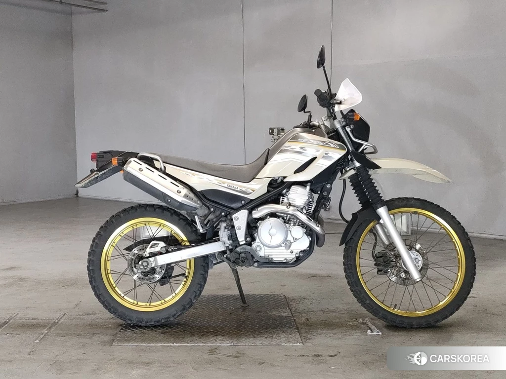 Проданный Yamaha SEROW 250 2014 из Японии