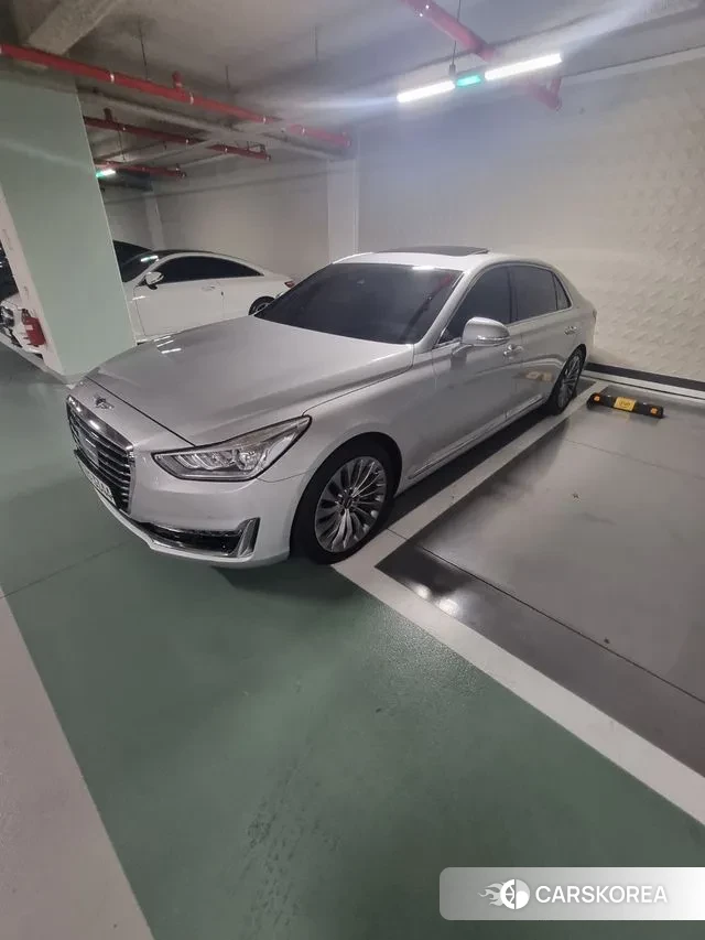 Genesis EQ900 2018 Серебряный из Кореи