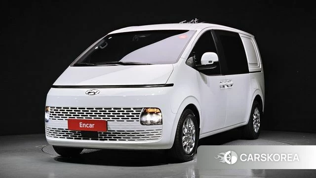 Hyundai Staria 2021 Белый из Кореи