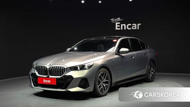 BMW 5 Series (G60) 2025 Серый из Кореи