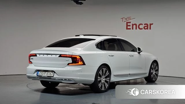 Volvo S90 2021 Белый из Кореи