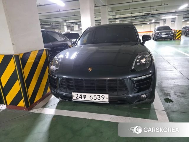 Porsche Macan 2018 Серый из Кореи