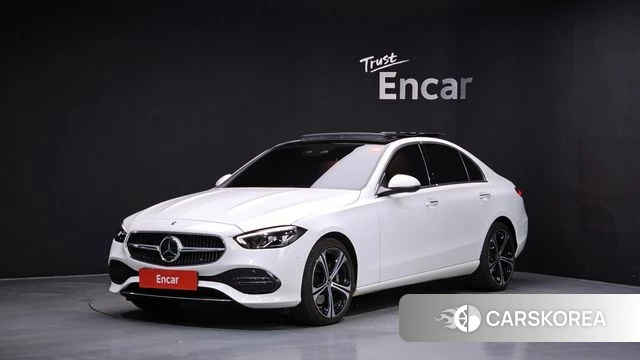 Mercedes-Benz C-Class W206 2023 Белый из Кореи