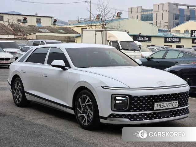 Hyundai Grandeur (GN7) 2023 Белый из Кореи