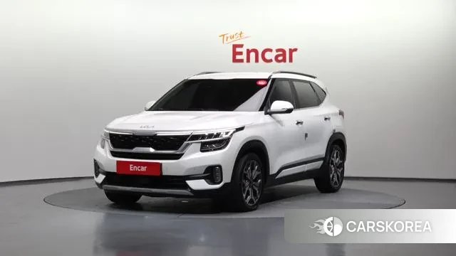 Kia Seltos 2022 Белый из Кореи