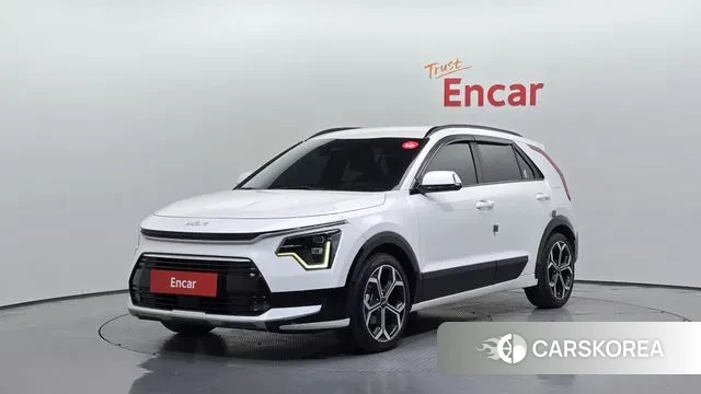 Kia Di Ol Nu Niro 2022 Белый из Кореи