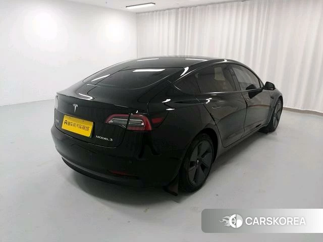 Tesla Model 3 2021 Черный из Китая