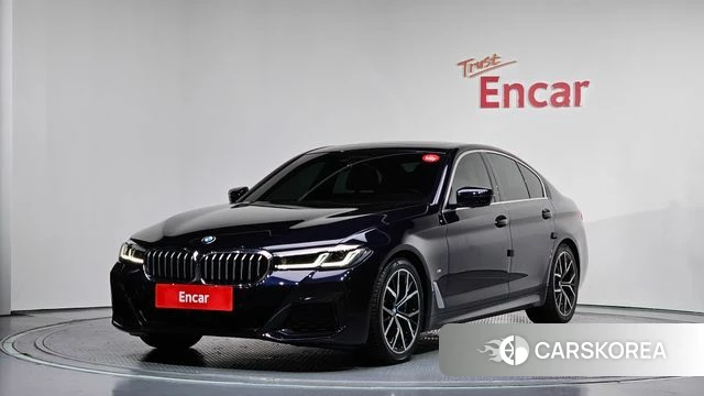 BMW 5 Series (G30) 2021 Черный из Кореи