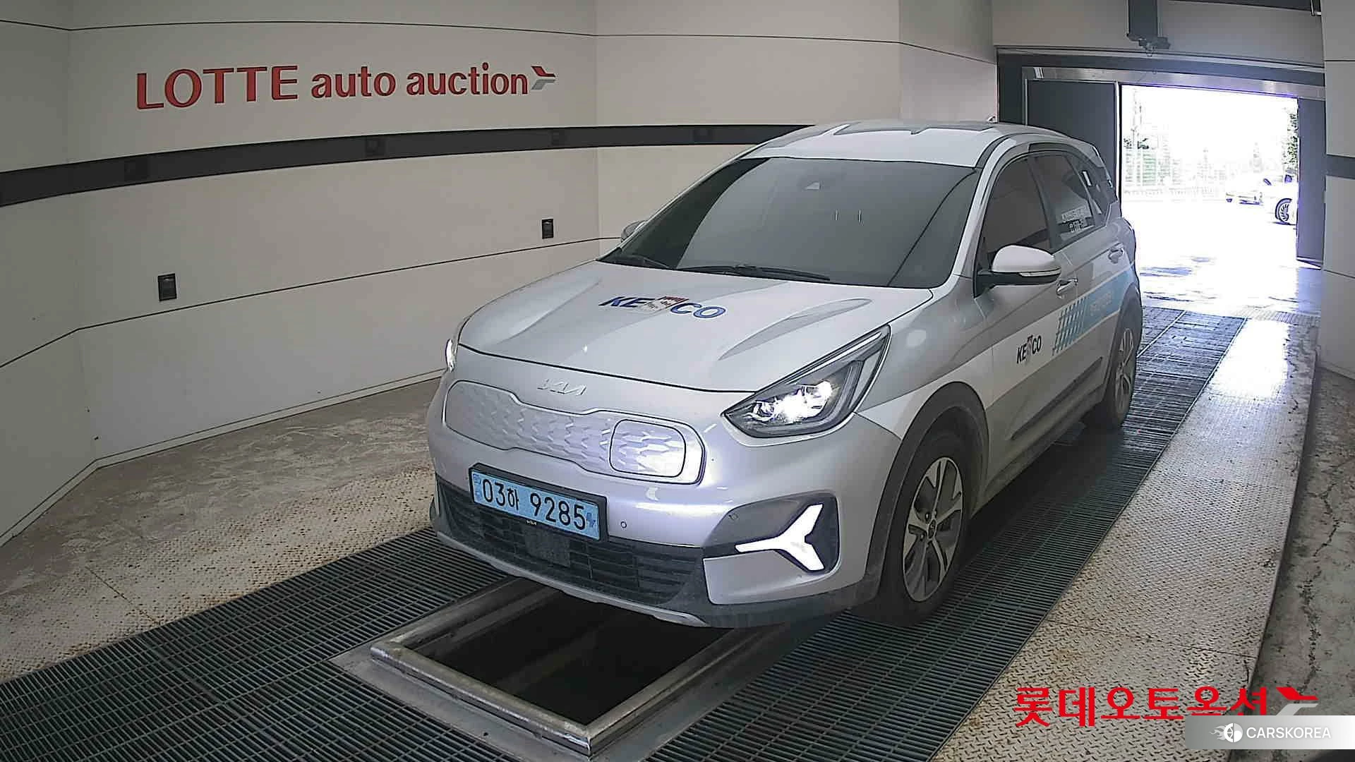Kia Niro Plus 2023 Sparkling Silver из Кореи
