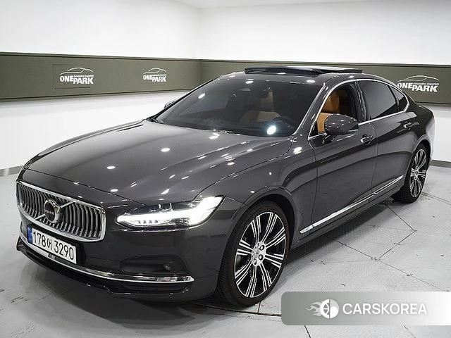 Volvo S90 2023 Серый из Кореи