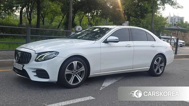 Mercedes-Benz E-Class W213 id 4654777 из Кореи