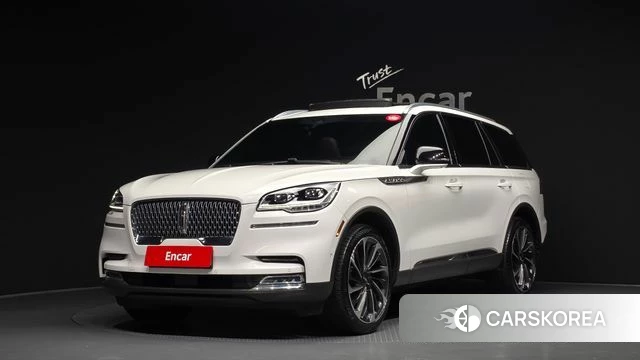 Lincoln Aviator 2nd generation 2022 Белый из Кореи
