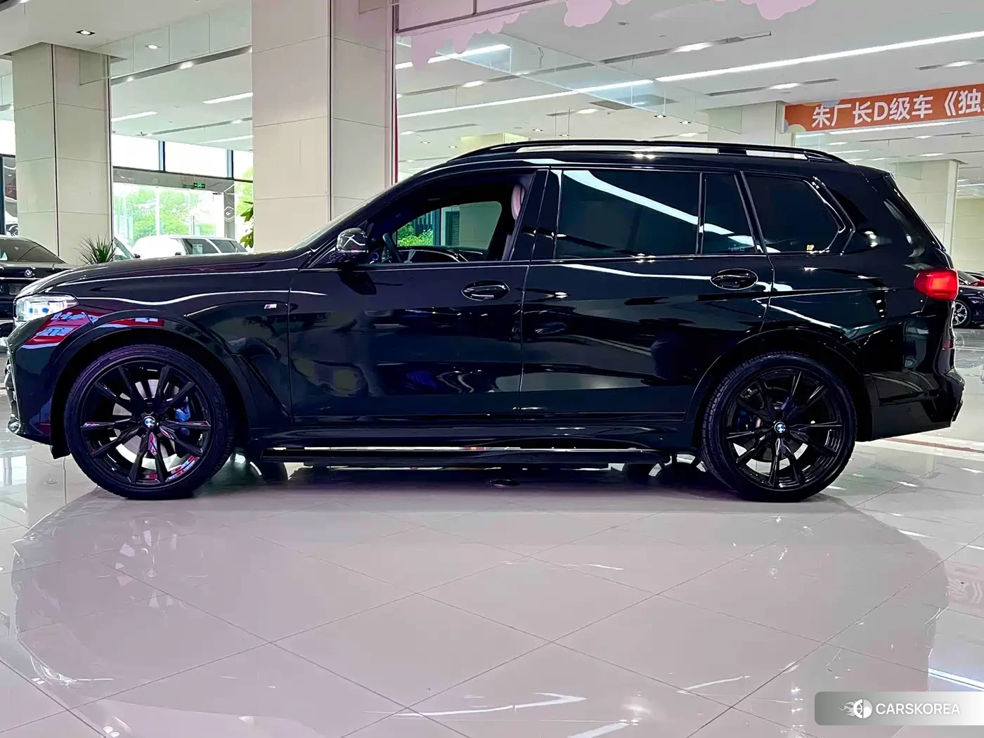 BMW X7 2022 Silver/gray из Китая