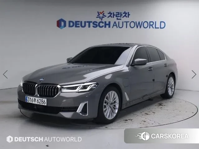 BMW 5 Series (G30) 2020 Черный из Кореи