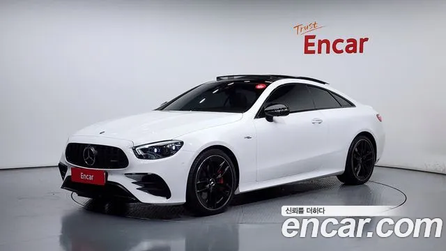 Mercedes-Benz E-Class W213 2023 Белый из Кореи