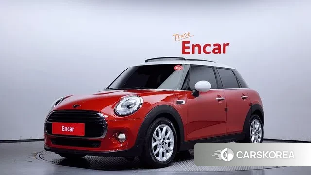 Mini Cooper D 2018 Красный из Кореи