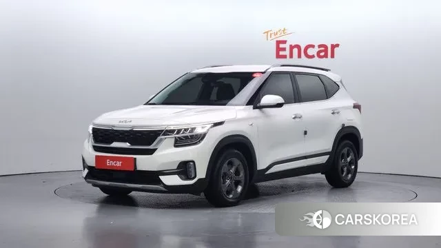 Kia Seltos 2022 Белый из Кореи