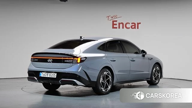 Hyundai Sonata D Edge (DN8) 2025 Серебристо-серый из Кореи