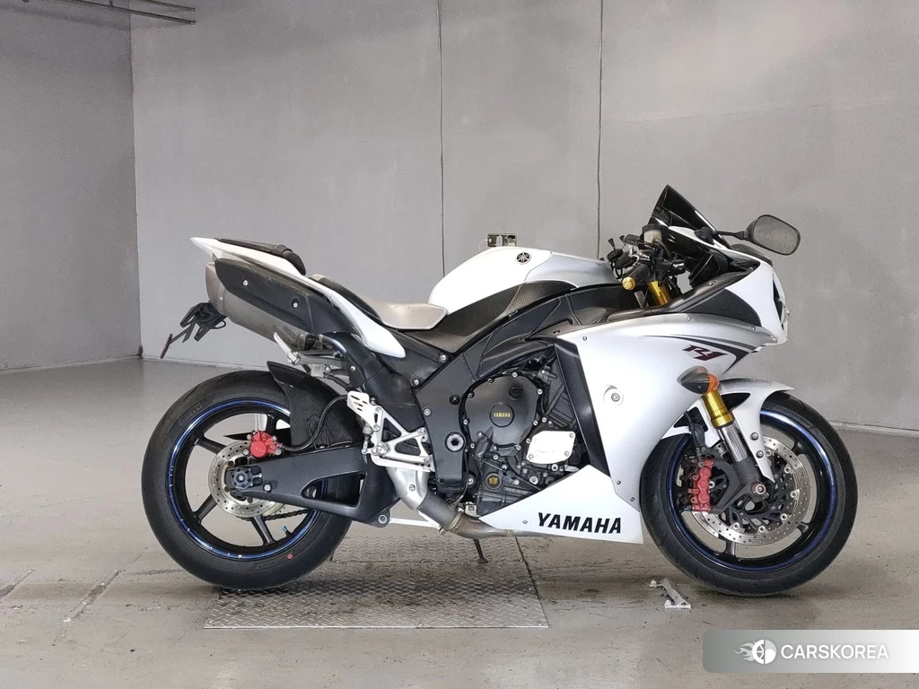 Проданный Yamaha YZF-R1 2010 из Японии, фото 2