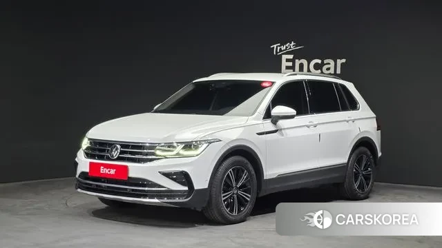 Volkswagen Tiguan second Generation 2021 Белый из Кореи
