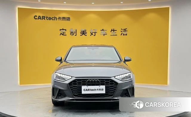 Audi A4L 2021 Темно-серый из Китая