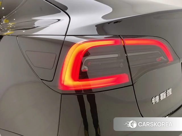 Tesla Model 3 2022 Черный из Китая