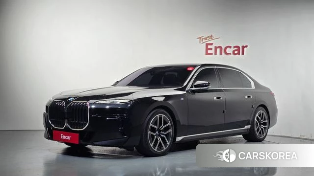 BMW 7 Series (G70) 2024 Черный из Кореи