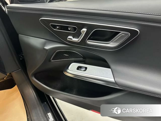 Mercedes-Benz E-class 2024 Черный из Китая