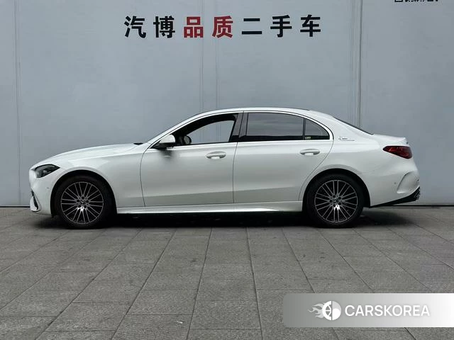 Mercedes-Benz Class C 2023 Белый из Китая