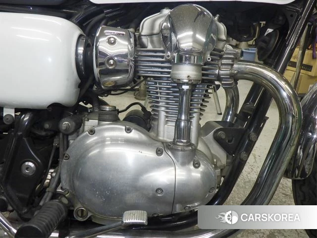 Engine photo