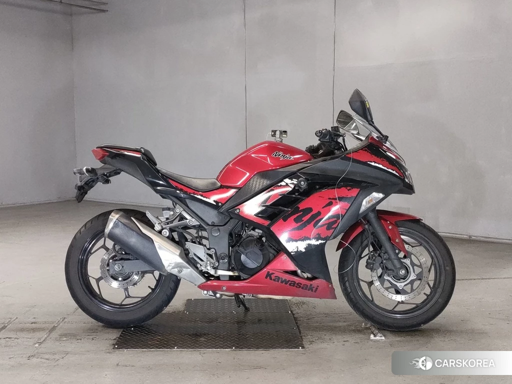 Проданный Kawasaki NINJA 250 2017 из Японии, фото 2