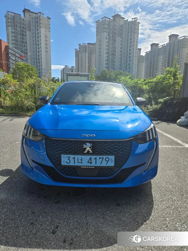 Peugeot e-208 second Generation 2023 Синий из Кореи